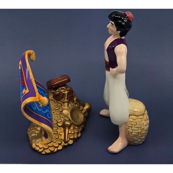 Disney Aladdin Schmid Ceramic Figurine With Magic Carpet & Treasure Scene Collec - Picture 5 of 7